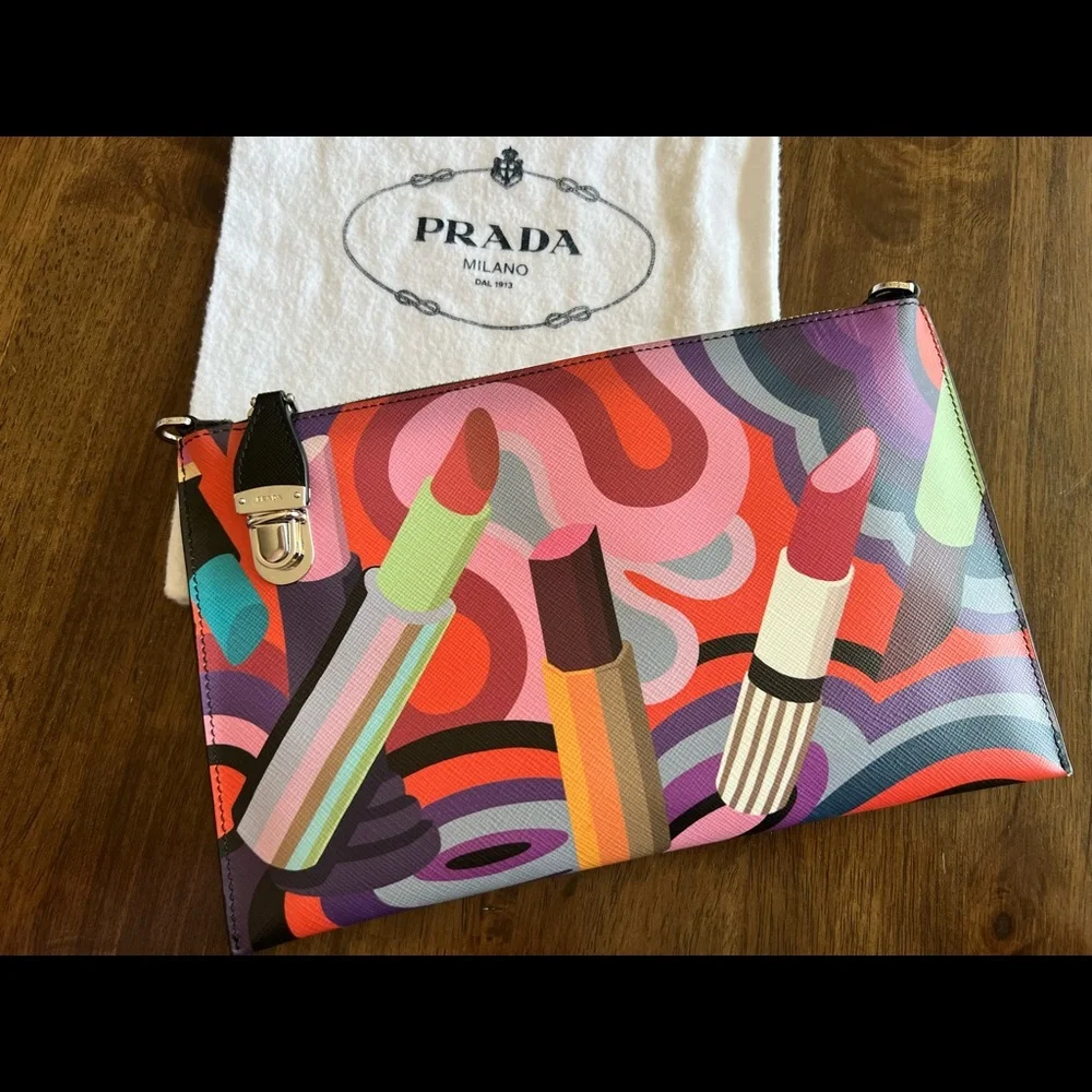 HOST PICK SUMMER UNIFORM Posh Party 7/5!!! Prada Saffiano Lipstick Clutch 💄 - Picture 2 of 12